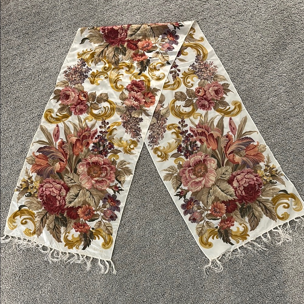 Ralph Lauren scarf with Fringe